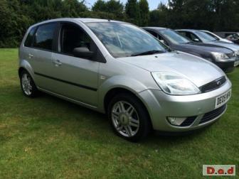 Ford Fiesta 1.6 Ghia 5dr manual,2005,full black leather,mot till may 2015.taxed till november
